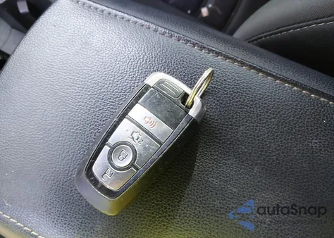 2018 Ford Fusion S из США, поврежденный, VIN 3FA6P0G77JR114920